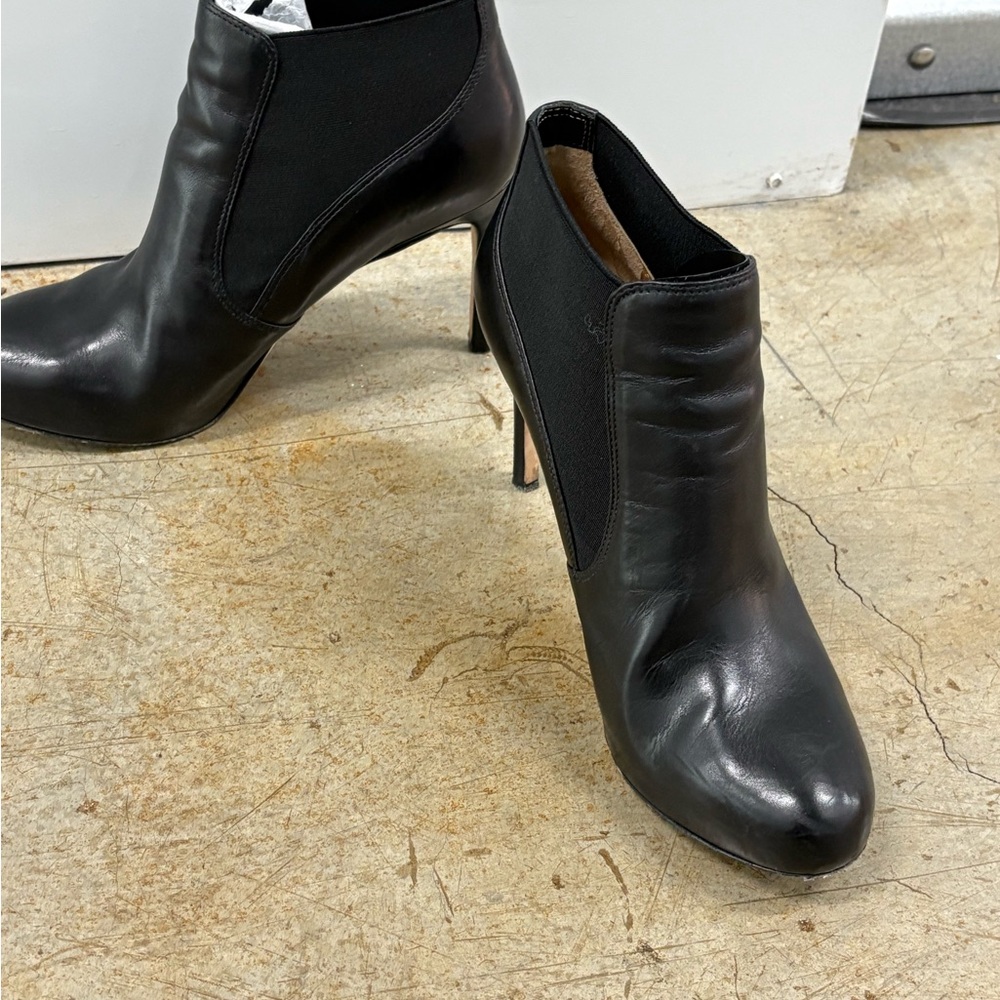 Via Spiga Elegant Black Ankle Boots